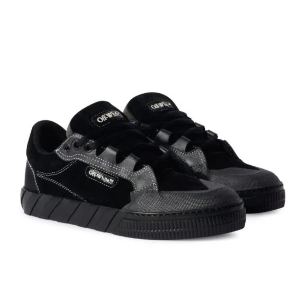 Off-White Vulcanized 779 Sneakers